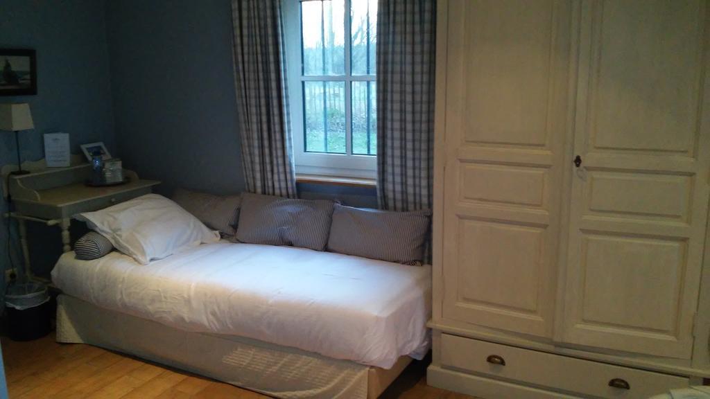 Hostellerie Au Coeur Du Spinois 레베크로그농 객실 사진