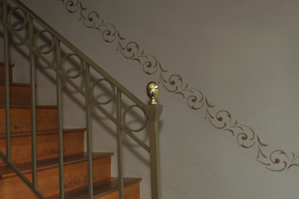 Hostellerie Au Coeur Du Spinois 레베크로그농 외부 사진